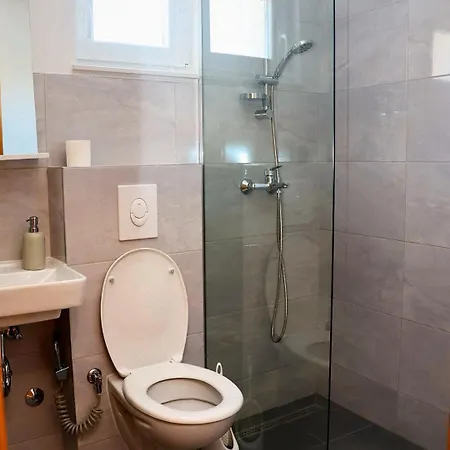 Apartments And Rooms Monaco Mostar Exterior photo