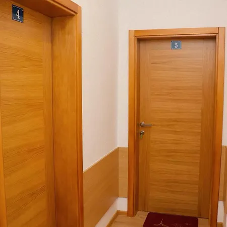 Apartments And Rooms Monaco Mostar Exterior photo